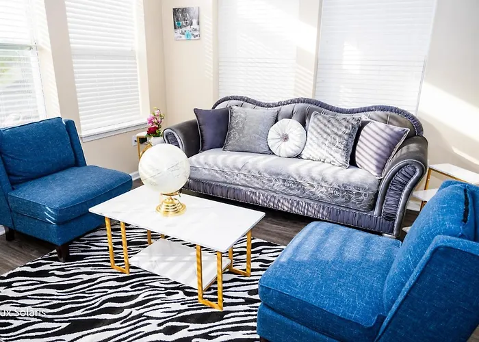 Luxury 3 Bedrooms With King Bed Downtown Indy